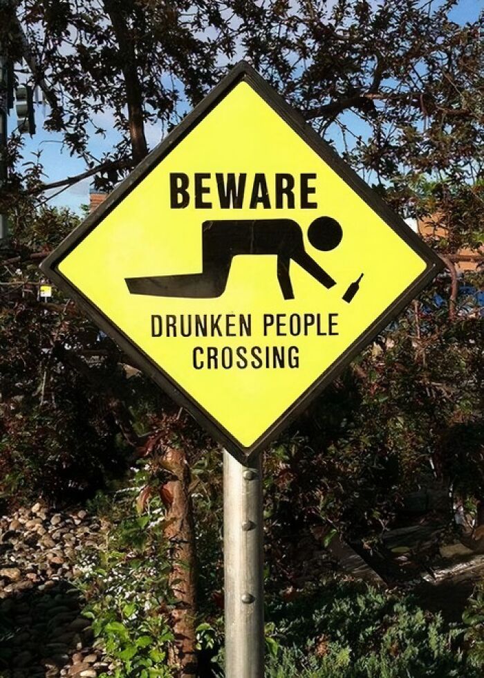 50 Chaotic Signs People Shared To This Facebook Group That You Can’t Help But Laugh At