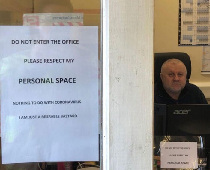50 Chaotic Signs People Shared To This Facebook Group That You Can’t Help But Laugh At