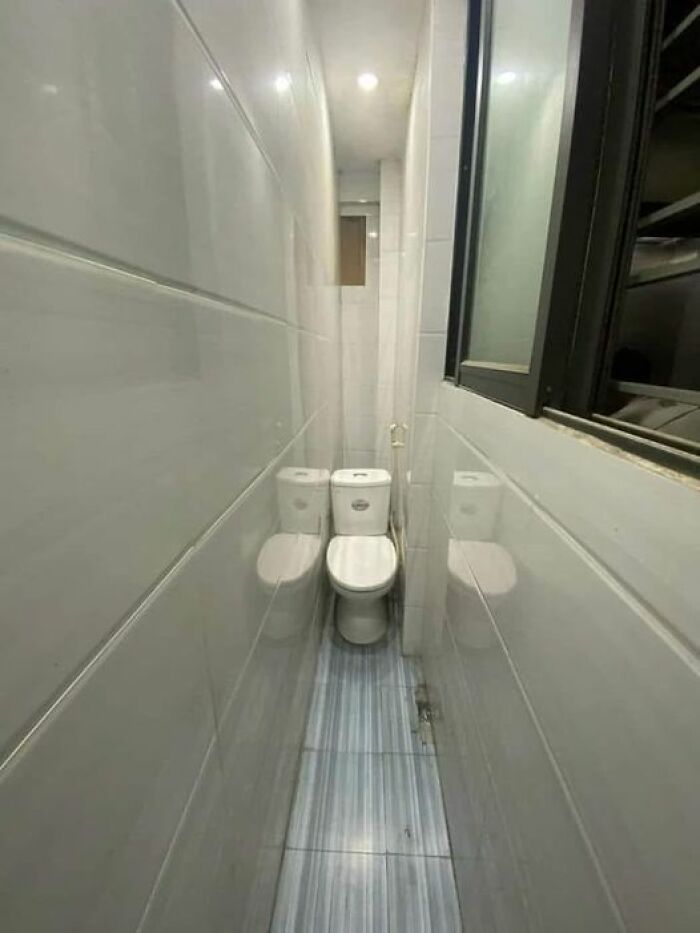 30 Times People Spotted Something That Confused Them So Much They Had To Share The Pics Online