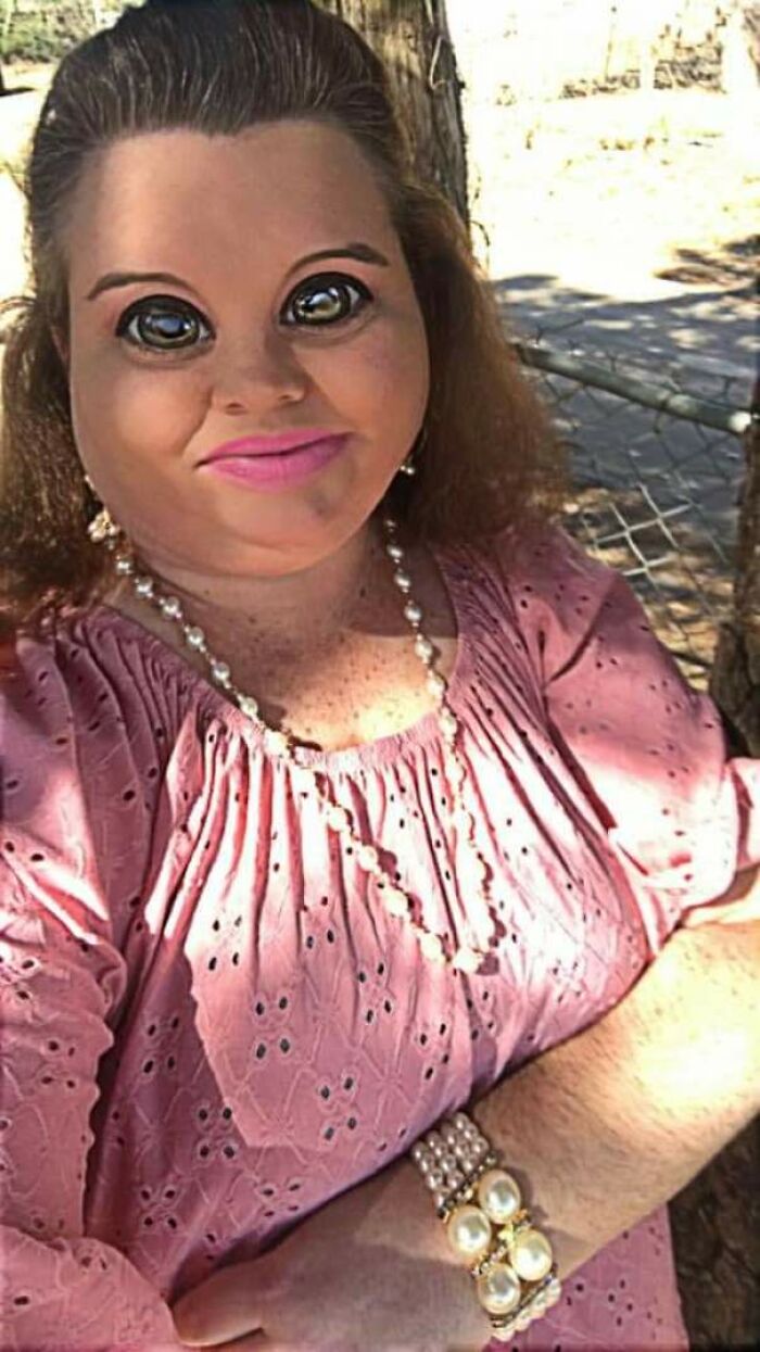 Que alguien le quite el teléfono a esta señora