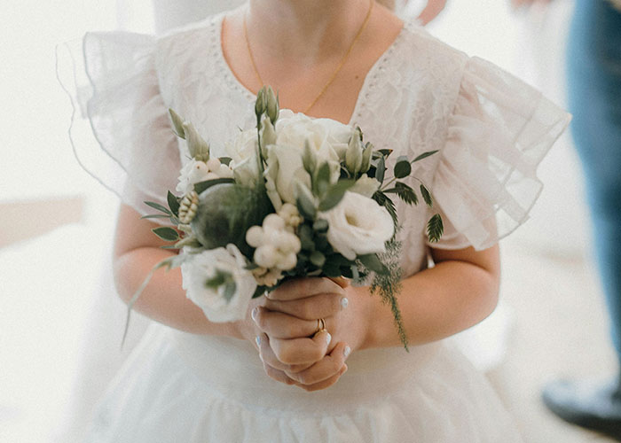 20 Invitaciones con exigencias ridículas que la gente se vio obligada a seguir