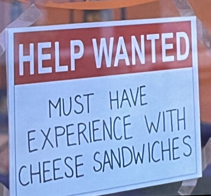 50 Of The Funniest And Most Baffling Signs That People Found In The Wild
