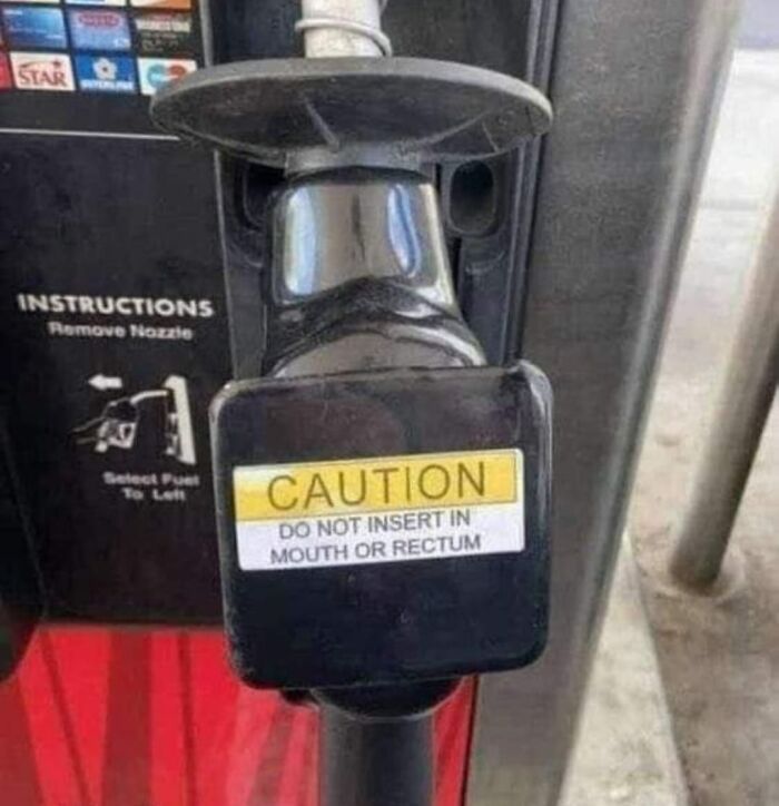 50 Of The Funniest And Most Baffling Signs That People Found In The Wild