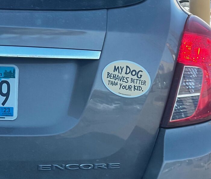 Mi perro se comporta mejor que tu hijo