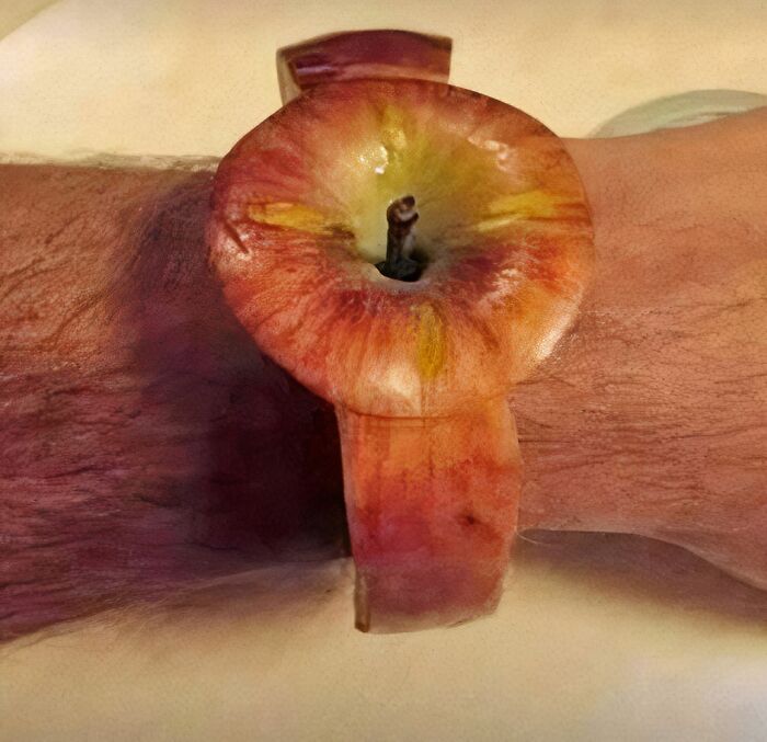 50 Of The Most Cursed Images For People Who Have A Higher Tolerance For Bizarreness (New Pics)