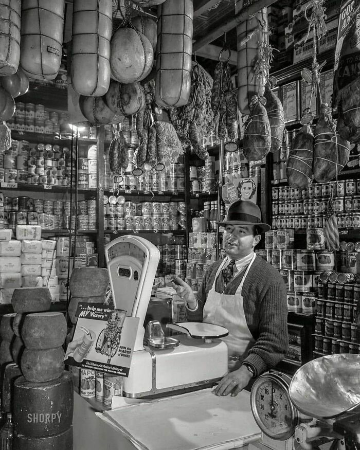 50 Unforgettable Historical Photos That Tell Stories Beyond Words
