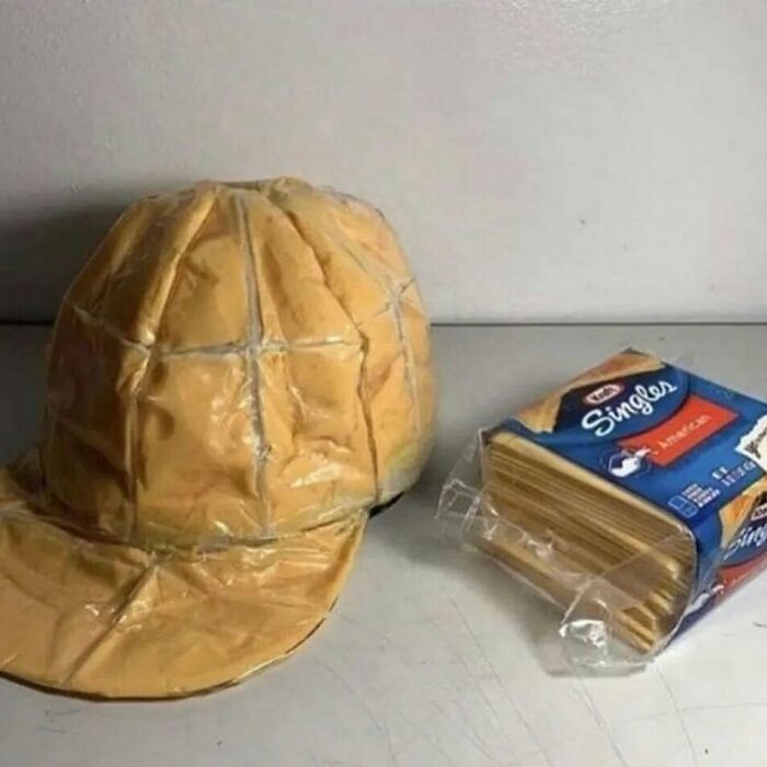 50 Of The Most Cursed Images For People Who Have A Higher Tolerance For Bizarreness (New Pics)