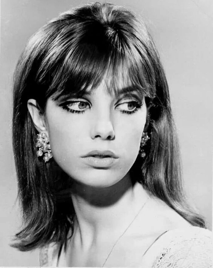 50 Women's Hairstyles From The 1960s That Range From Hilarious To Amazing