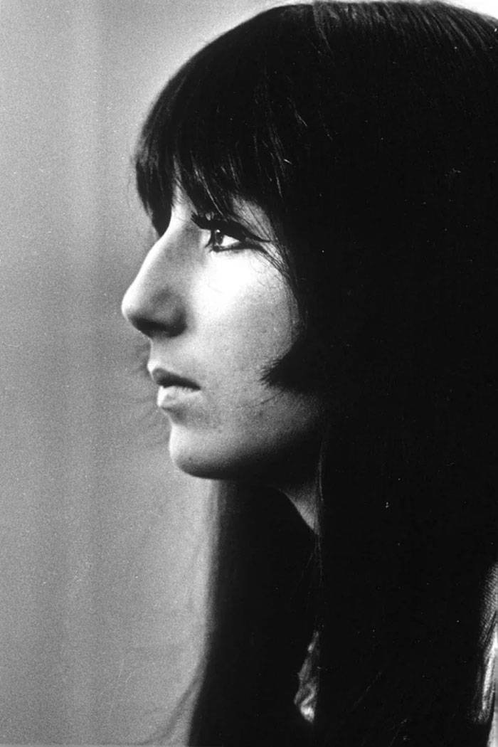 50 Women's Hairstyles From The 1960s That Range From Hilarious To Amazing