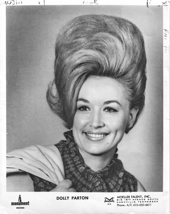 50 Women's Hairstyles From The 1960s That Range From Hilarious To Amazing