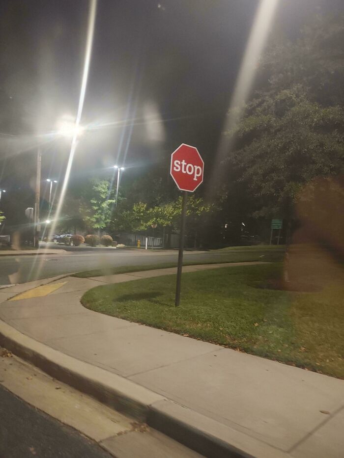 He encontrado una señal de stop en minúscula