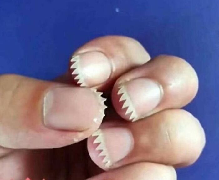 35 Times Reality Took A Dark, Hilarious Twist, Only To Be Encapsulated In Bizarre Pics