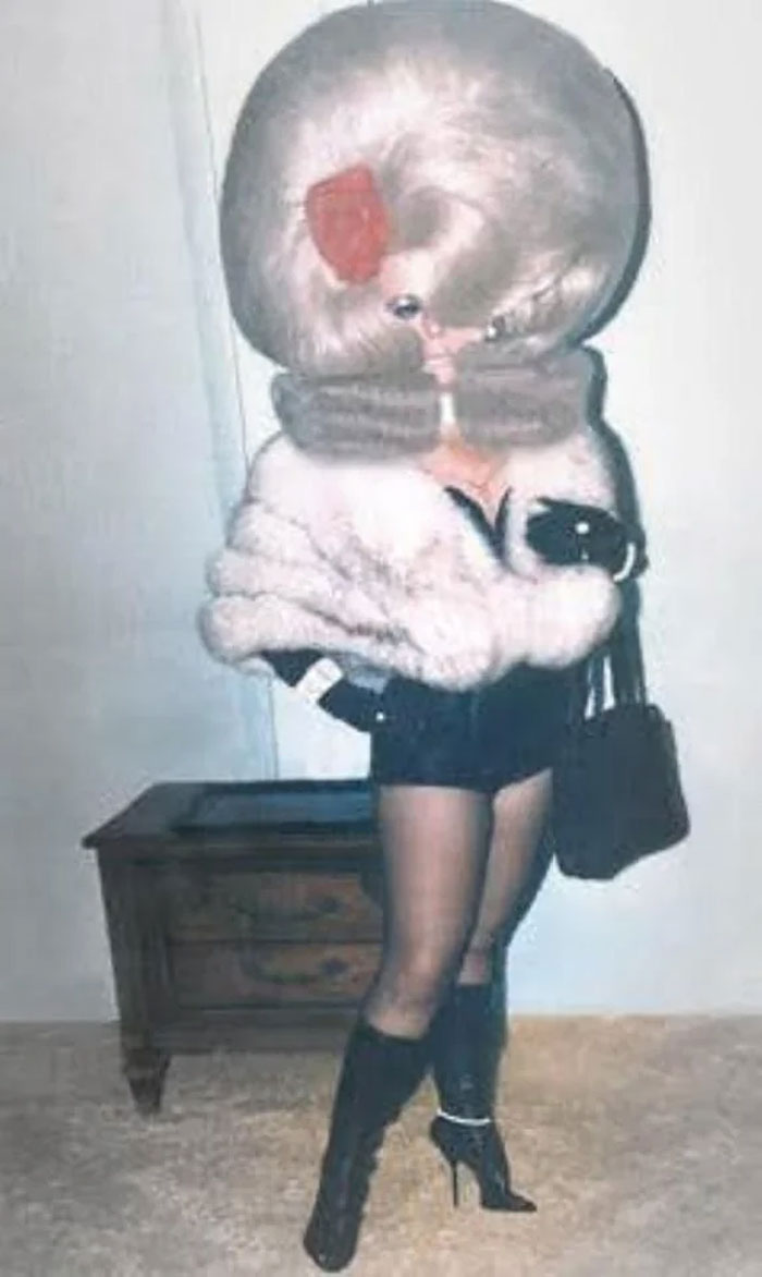 50 Women's Hairstyles From The 1960s That Range From Hilarious To Amazing