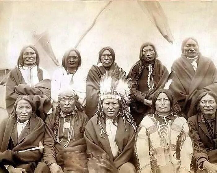 Retrato de 10 jefes nativos americanos en 1891