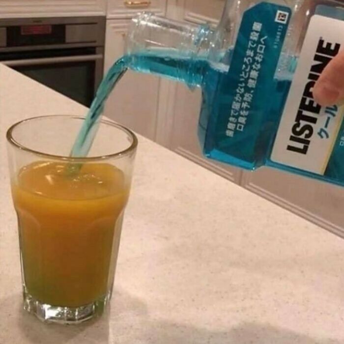 35 Times Reality Took A Dark, Hilarious Twist, Only To Be Encapsulated In Bizarre Pics