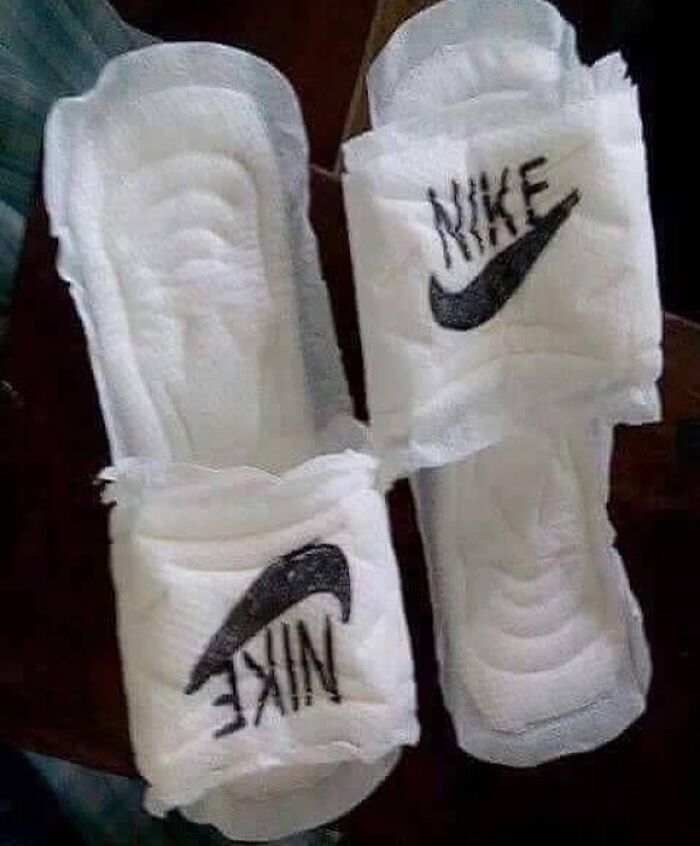 35 Times Reality Took A Dark, Hilarious Twist, Only To Be Encapsulated In Bizarre Pics