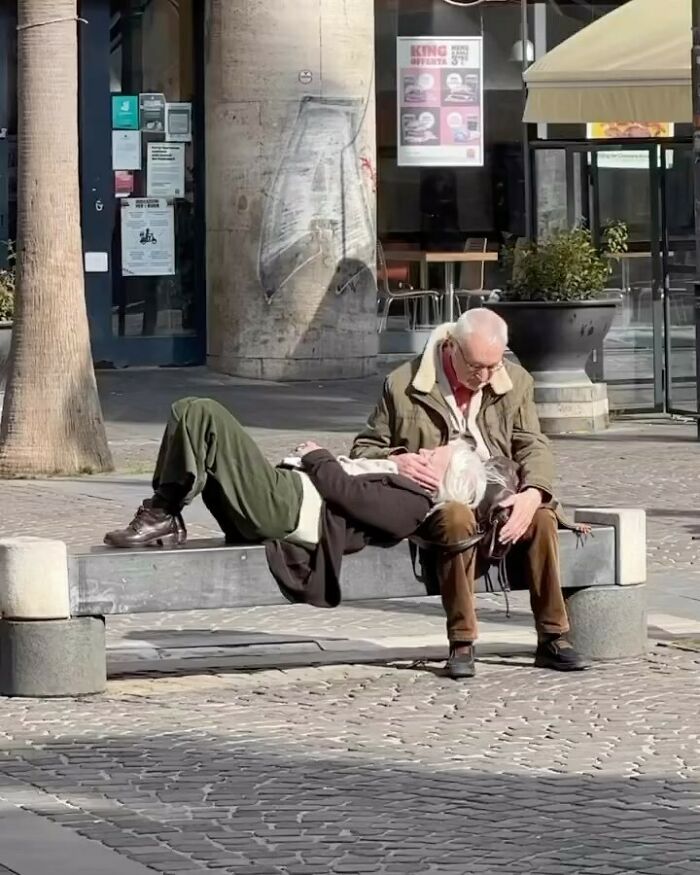 50 Delightfully Random Photos To Make Your Day A Little Brighter
