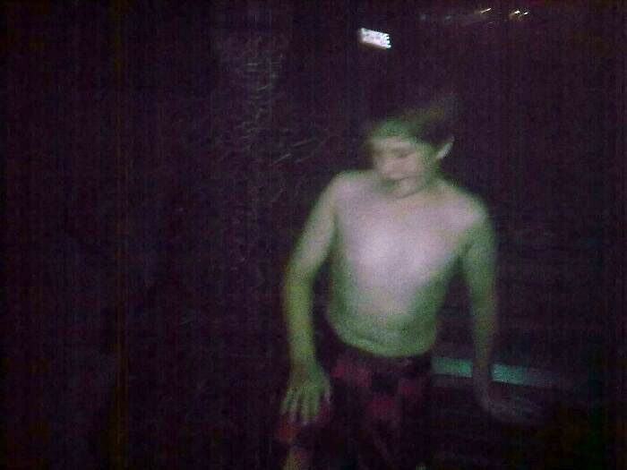 Una foto tomada en 2009 en el Nokia de mi padre. No fue hasta años más tarde que se actualizó a un iPhone y encontró esto mientras clasificaba fotos 