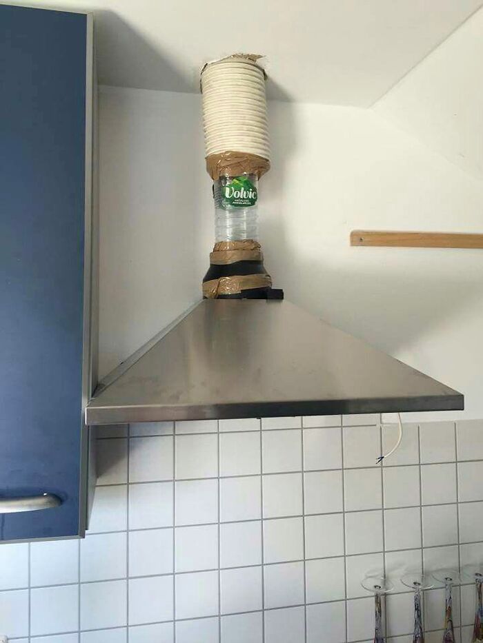 “Another Satisfied Client”: 30 Funny Times People Didn’t Even Try To Do Their Job Right