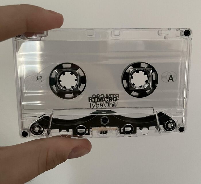 Compré un paquete de 3 casetes vírgenes y ninguno contenía cinta.