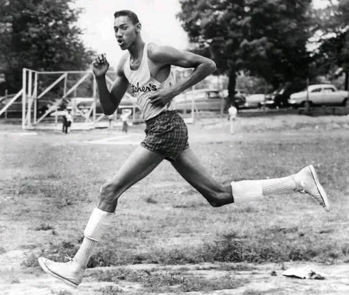 Wilt Chamberlain a los 17 años, 1954