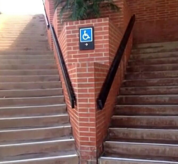 30 Funny Fails From Workers Who Live By The “Not My Job” Philosophy