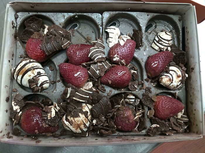 Acabo de recibir mi regalo de San Valentín. ¡Gracias Shari’s Berries!