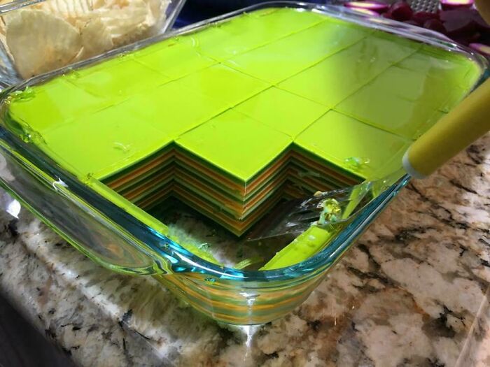 La deliciosa gelatina de 21 capas que mi abuela suele preparar