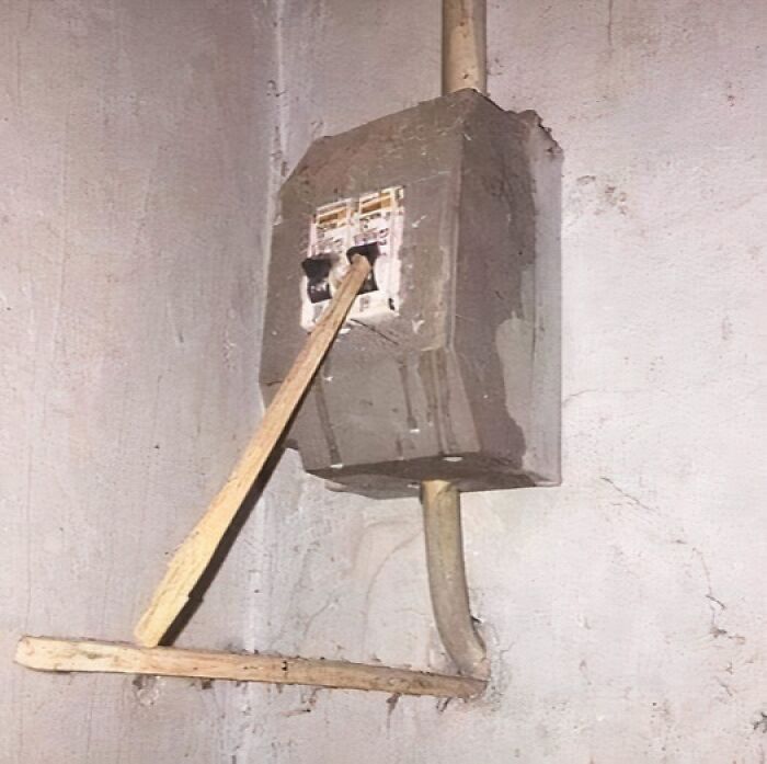 50 Examples Proving That Not All Engineers Are That Smart