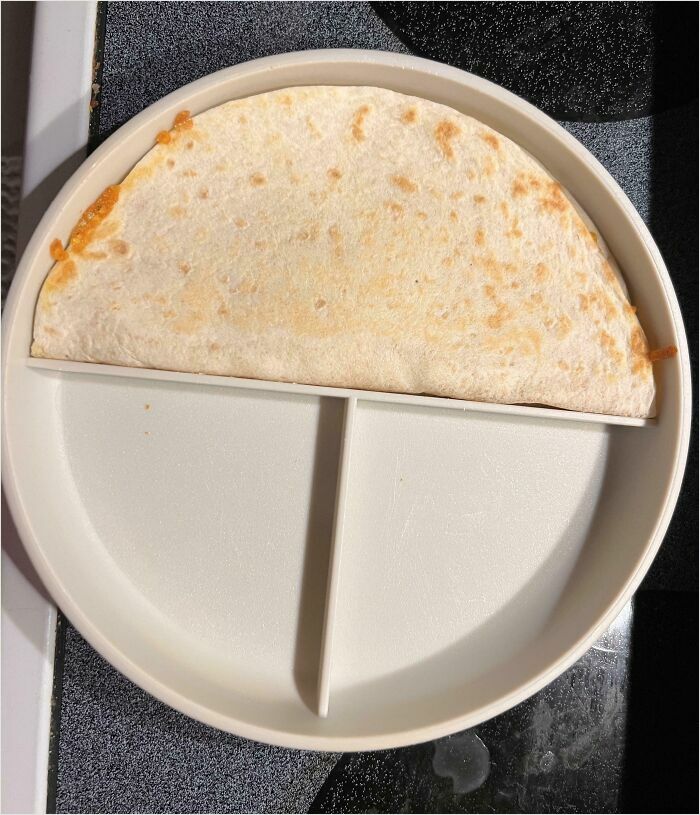 Le he hecho quesadilla a mi hija y encaja en su plato