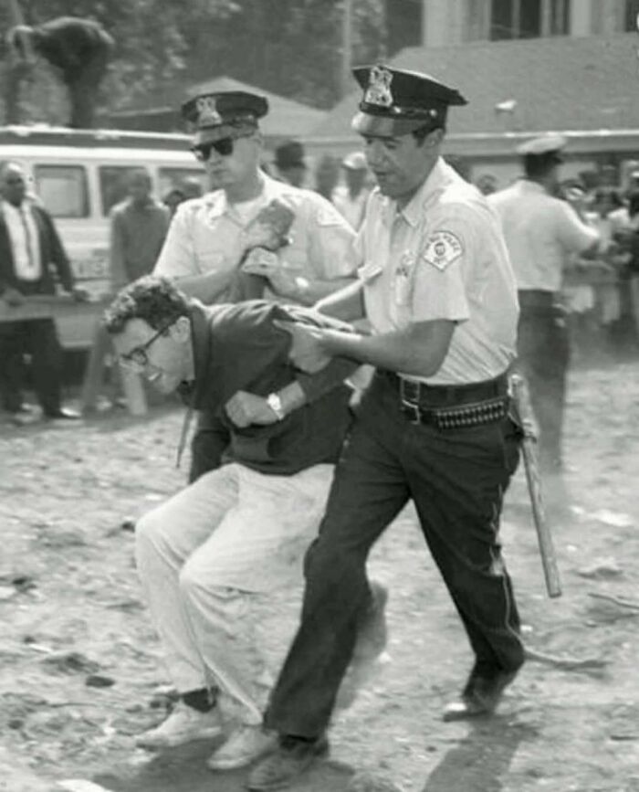 50 Fascinating History Facts And Pics To Leave You Intrigued