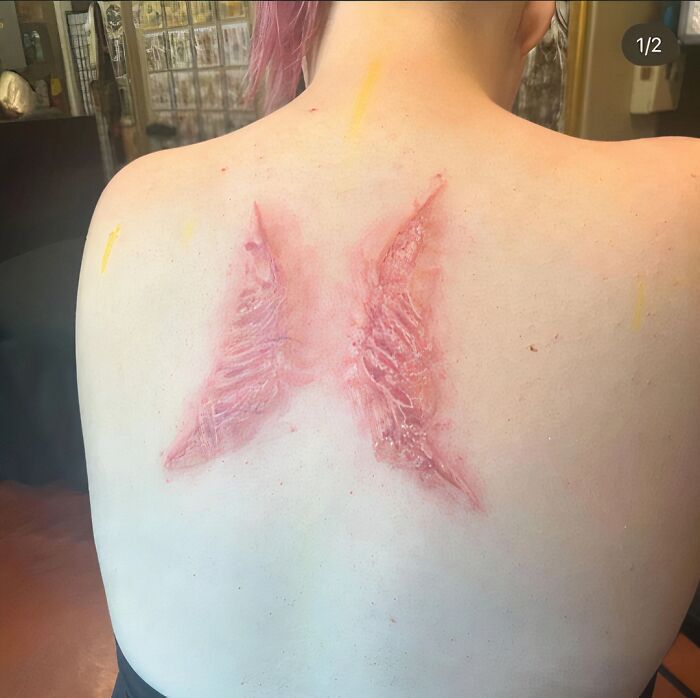Este tatuaje de alas de ángel arrancadas