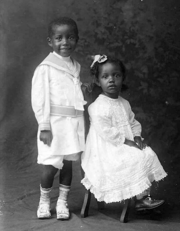 Hermanitos. Charlottesville, 1916 aprox.