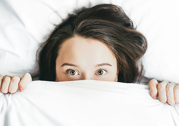 18 Mujeres formulan sus preguntas más directas a los hombres y obtienen respuestas sin filtro