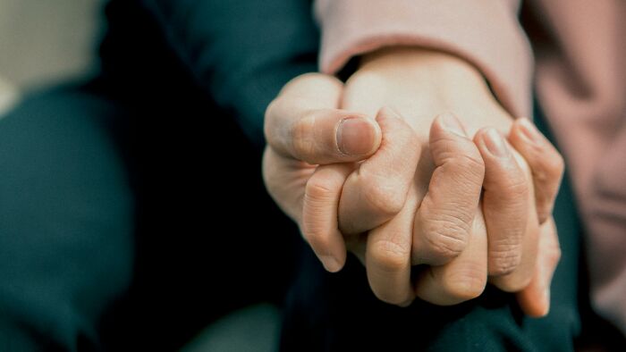 21 Personas revelan los profundos secretos que han ocultado a sus parejas