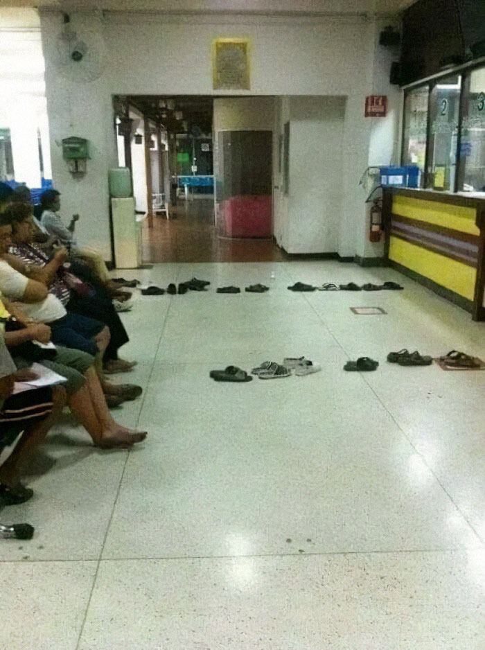 Así se hace cola en Tailandia
