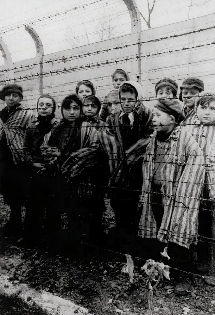 Rostros de Auschwitz, 1940