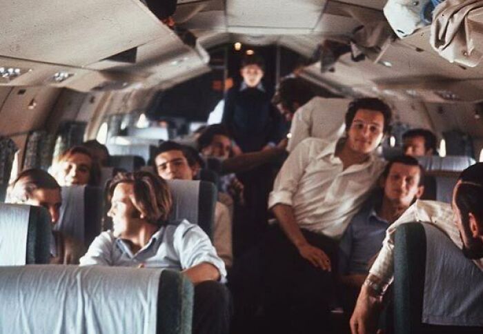 Última imagen del vuelo uruguayo 571 antes de estrellarse en los Andes el 13 de octubre de 1972. De los 45 que iban a bordo, 28 sobrevivieron al accidente inicial, y los supervivientes se vieron obligados a canibalizar a los muertos para sobrevivir. 16 supervivientes fueron rescatados 72 días después, el 23 de diciembre.