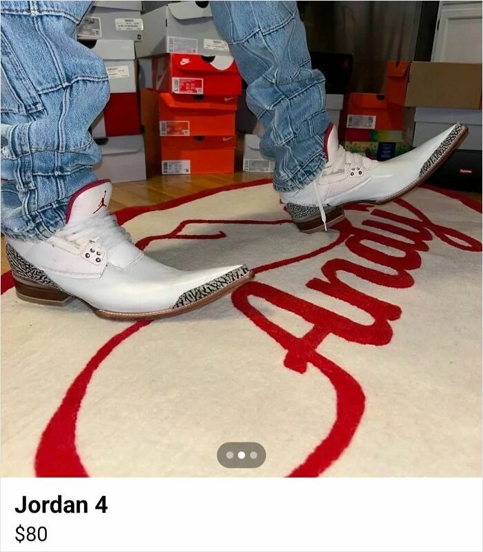 Peculiares zapatos Jordan 4 combinando estilo deportivo y vaquero en Facebook Marketplace.