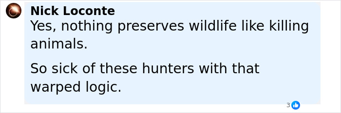 Comentario criticando la lógica de cazadores de trofeos tras cornada fatal de búfalo a millonario en safari de lujo.