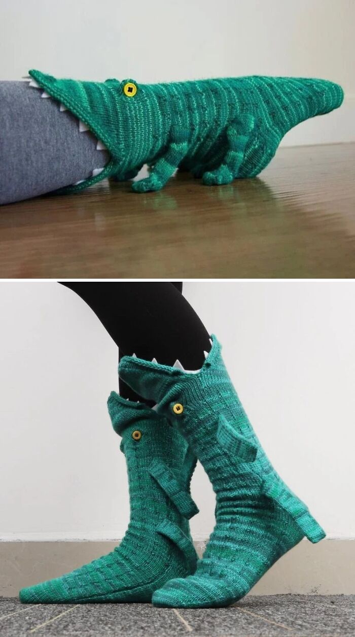 Calcetines tejidos en forma de dinosaurio verde, una inversión única e irresistible encontrada en línea.